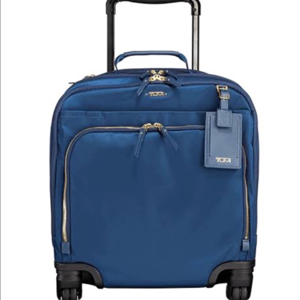 Tumi voyageur Oslo carry on 4 wheeler bag compact